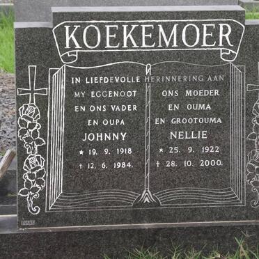 KOEKEMOER Johnny 1918-1984 &amp; Nellie 1922-2000