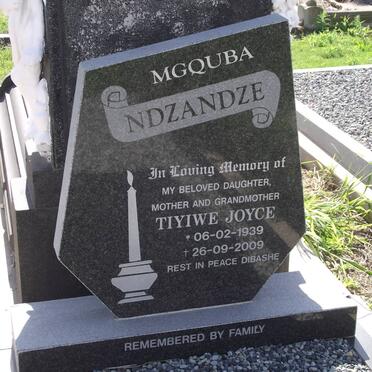 NDZANDZE Tiyiwe Joyce 1939-2009