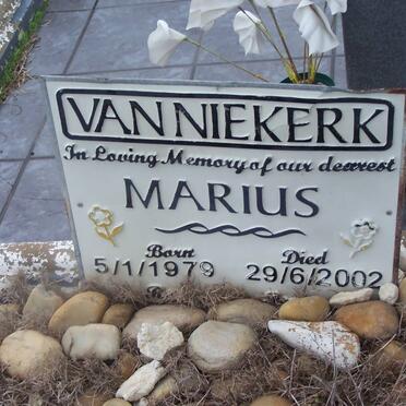 NIEKERK Marius, van 1979-2002