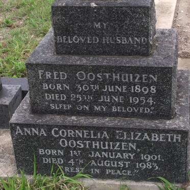 OOSTHUIZEN Fred 1898-1954 &amp; Anna Cornelia Elizabeth 1901-1983