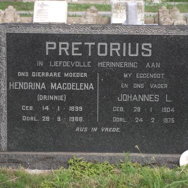 PRETORIUS Hendrina Magdelena 1899-1988 &amp; Johannes L. 1904-1975