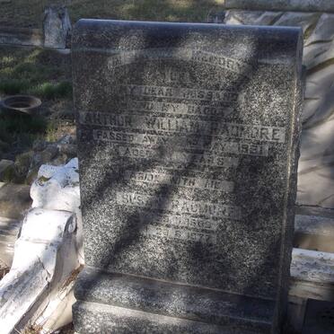 RADMORE Arthur William -1961 &amp; Susan 1909-1977