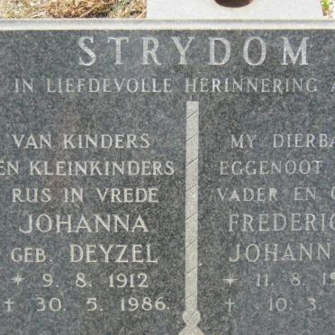 STRYDOM Frederick Johannes 1900-1985 &amp; Johanna DEYZEL 1912-1986