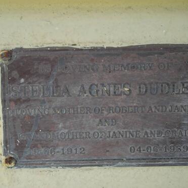 DUDLEY Stella Agnes 1912-1989