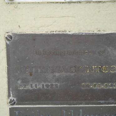 MACKINTOSH Keith 1923-2002