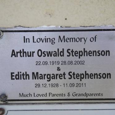 STEPHENSON Arthur Oswald 1919-2002 &amp; Edith Margaret 1928-2011