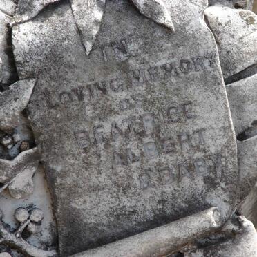 FOCKS Beatrice :: FOCKS Albert :: FOCKS Baby 