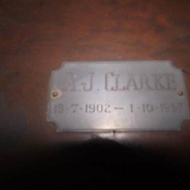 C - Surnames :: Vanne - C