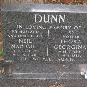 DUNN Neil Mac Gill 1915-1978 &amp; Thora Georgina 1918-1987