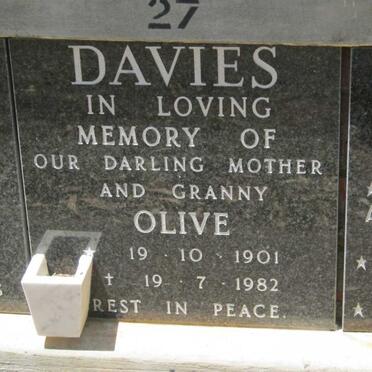 DAVIES Olive 1901-1982
