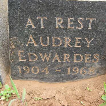 EDWARDS Audrey 1904-1968