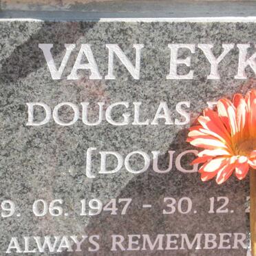 EYK Douglas, van 1947- 2008