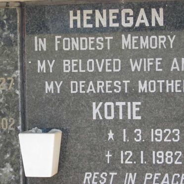 HENEGAN Kotie 1923-1982