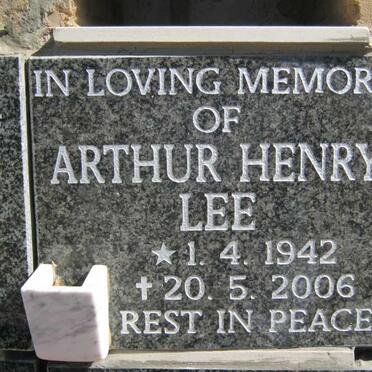 LEE Arthur Henry 1942-2006
