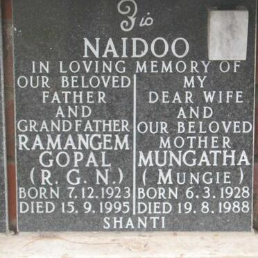 NAIDOO Ramangem Gopal N. 1923-1995 &amp; Mungatha 1928-1988