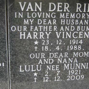 RIET Harry Vincent, van der 1914-1988 &amp; Lulu MUNNIK 1921-2009