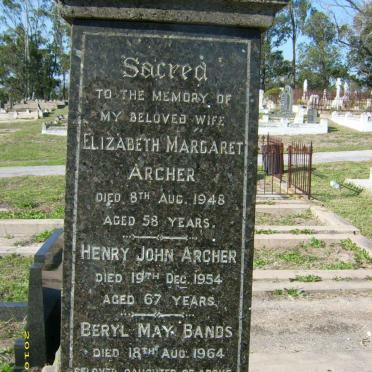 ARCHER Henry John -1954 &amp; Elizabeth Margaret -1948 :: BANDS Beryl May -1964