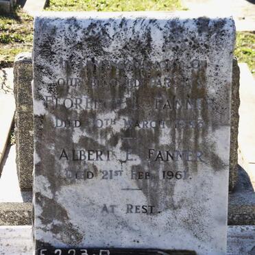 FANNER Albert E. -1961 &amp; Florence L. -1943