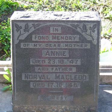 MACLEOD Norval 1945 &amp; Annie -1947