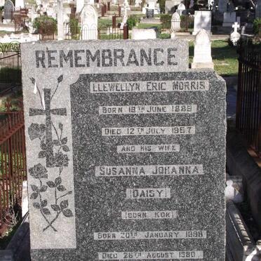 MORRIS Llewellyn Eric 1889-1957 &amp; Susanna Johanna KOK 1898-1980