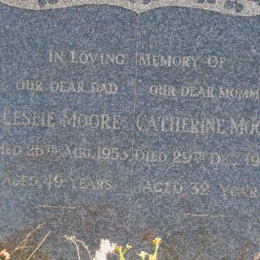 MOORE Leslie -1953 &amp; Catherine -1951