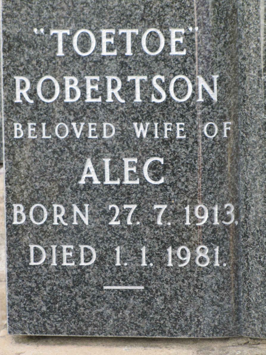 ROBERTSON Toetoe 1913-1981