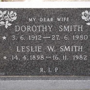 SMITH Leslie W. 1898-1982 &amp; Dorothy 1912-1980