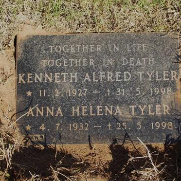 TYLER Kenneth Alfred 1927-1998 &amp; Anna Helena 1932-1998