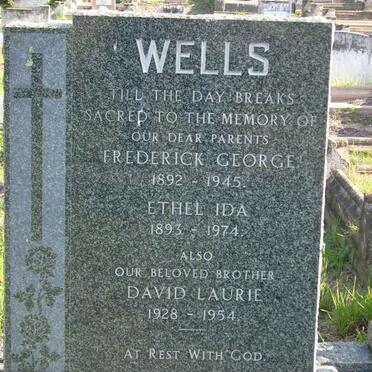 WELLS Frederick George 1892-1945 &amp; Ethel Ida 1893-1974 :: WELLS David Laurie 1928-1954