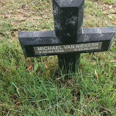 NIEKERK Michael, van 1948-2016