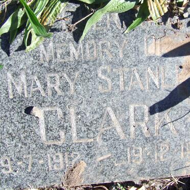 CLARK Robert 1948-1976 &amp; Mary Stanley 1912-1993