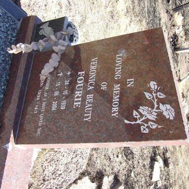 FOURIE Veronica Beauty 1939-2004