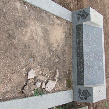 FRANKEL Willie -1942 &amp; Martha FRIEND 1886-1948