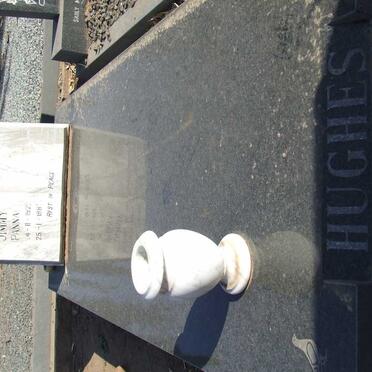 HUGHES Jimmy 1922-1987 &amp; Doreen Elaine BESTER 1927-1996