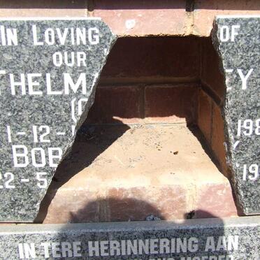 STERLEY Bobby 1900-1995 &amp; Thelma 1902-1981