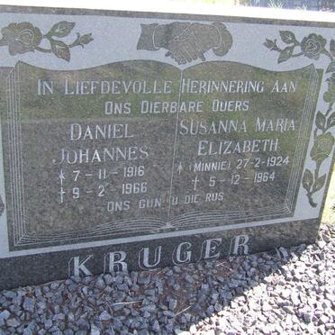 KRUGER Daniel Johannes 1916-1966 &amp; Susanna Maria Elizabeth MINNIE 1924-1964