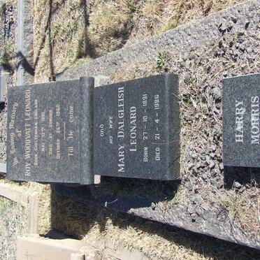 LEONARD Roy Woodyatt 1881-1960 &amp; Mary Dalgleish 1891-1986