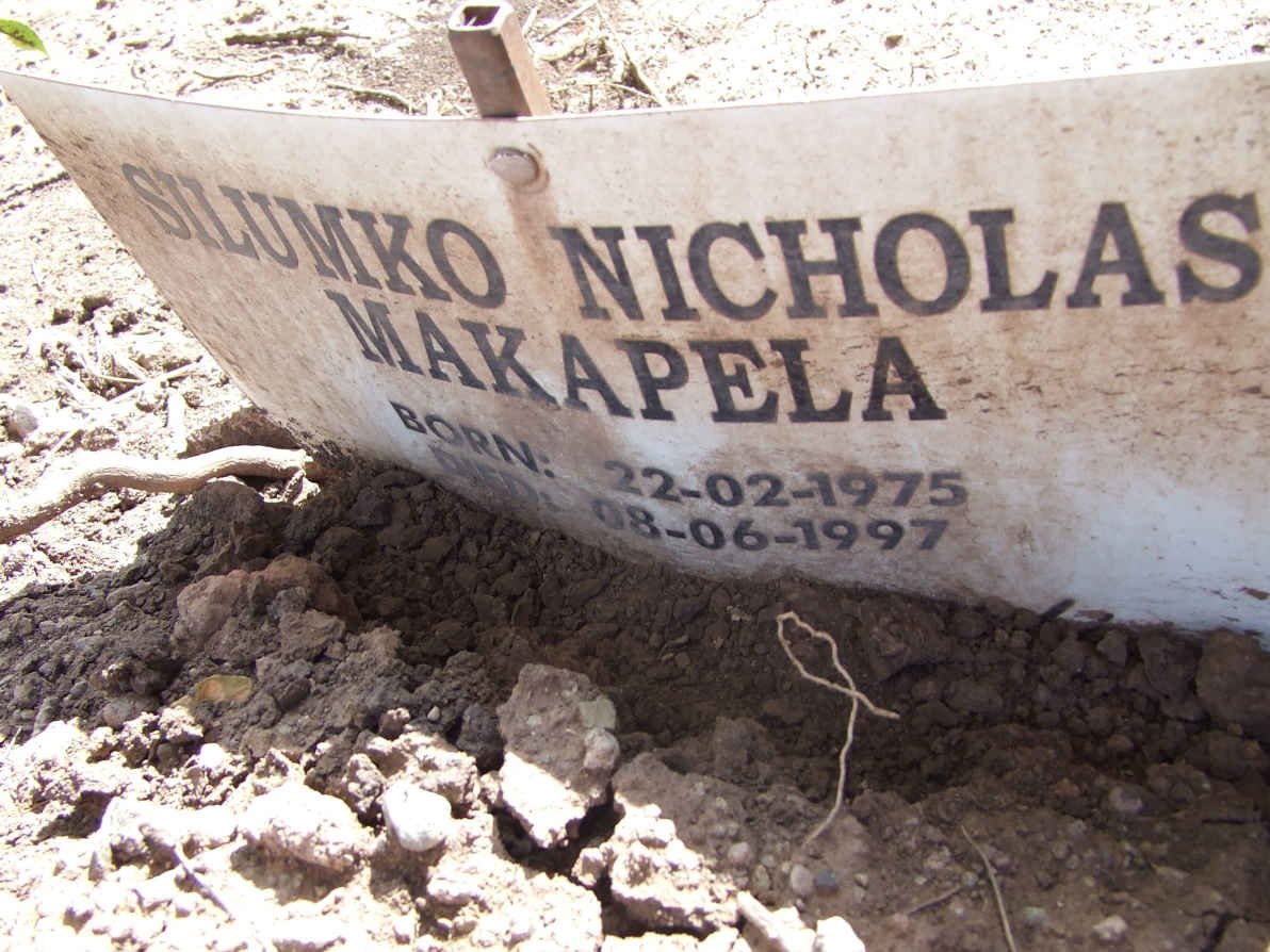 MAKAPELA Silumko Nicholas 1975-1997