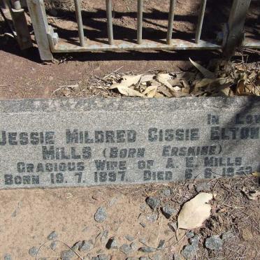 MILLS Jessie Mildred Cissie Elton nee ERSKINE 1897-1940 :: MILLS Joan Elton 1924-1940