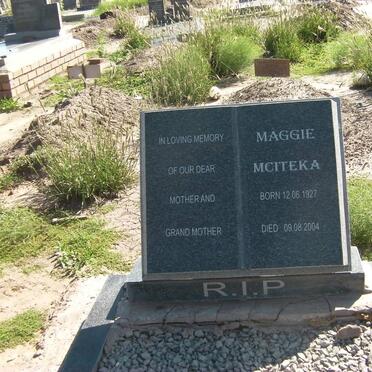 MCITEKA Maggie 1927-2004