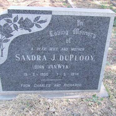 PLOOY Sandra J., du nee VAN WYK 1950-1974