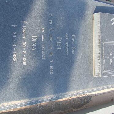 ROSSOUW Piet 1912-1986 &amp; Dina SMITH 1916-1989