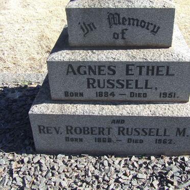 RUSSELL Robert 1868-1962 &amp; Agnes Ethel 1884-1951