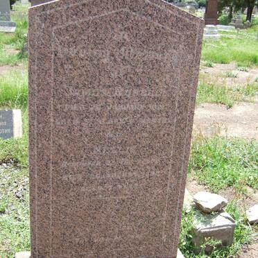 RUSSELL James -1901 :: RUSSELL Nellie -1897