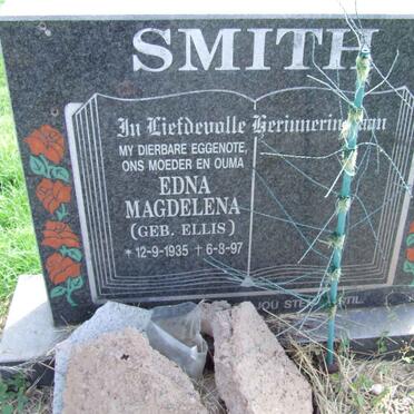 SMITH Edna Magdelena nee ELLIS 1935-1997