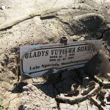 SONDLA Gladys Vuyiswa 1940-2004
