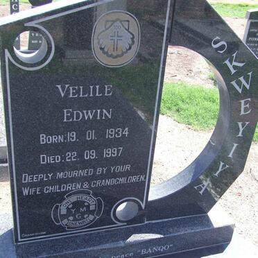 SKWEYIYA Velile Edwin 1934-1997