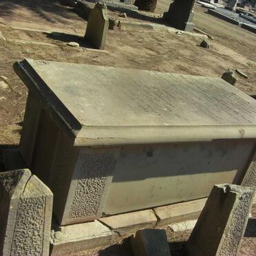 TROLLIP Stephen -1868 &amp; Jane -1857 