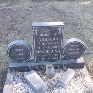 WYK Adriaan, van  1912-1981 &amp; Magdalena 1910-1990