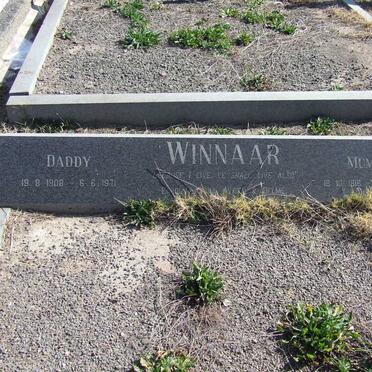 WINNAAR Daddy 1908-1971 &amp; Mummy 1916-1980